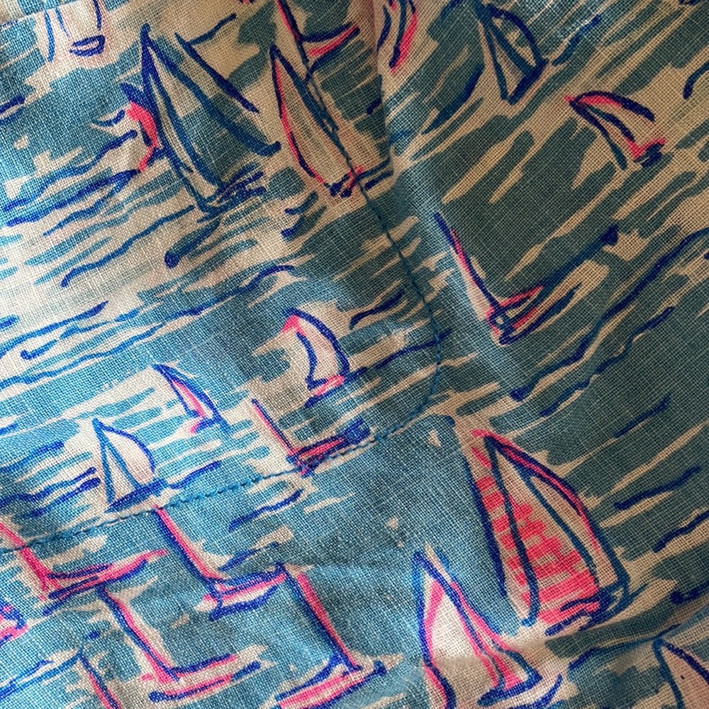 Linen Lilly Pulitzer Sailboat Shortd